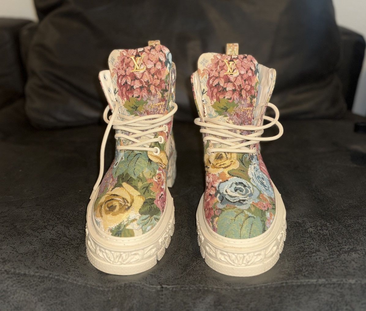 Louis Vuitton *NO BOX* Louis Vuitton Baroque Floral Ranger