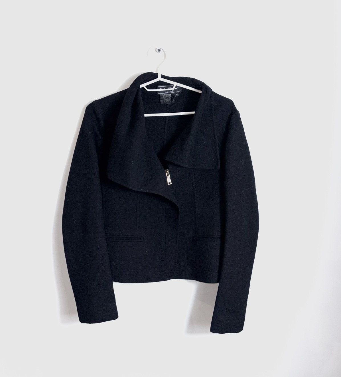 Salvatore Ferragamo Salvatore Ferragamo Cashmere Jacket Size S / US 4 / IT 40 - 1 Thumbnail