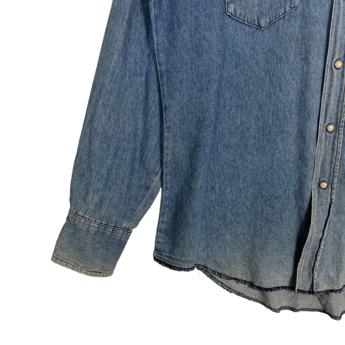 Vintage × Wrangler 🔥 VINTAGE WRANGLER CAMBREY SNAP BUTTON SHIRT MADE IN USA Size US L / EU 52-54 / 3 - 6 Thumbnail