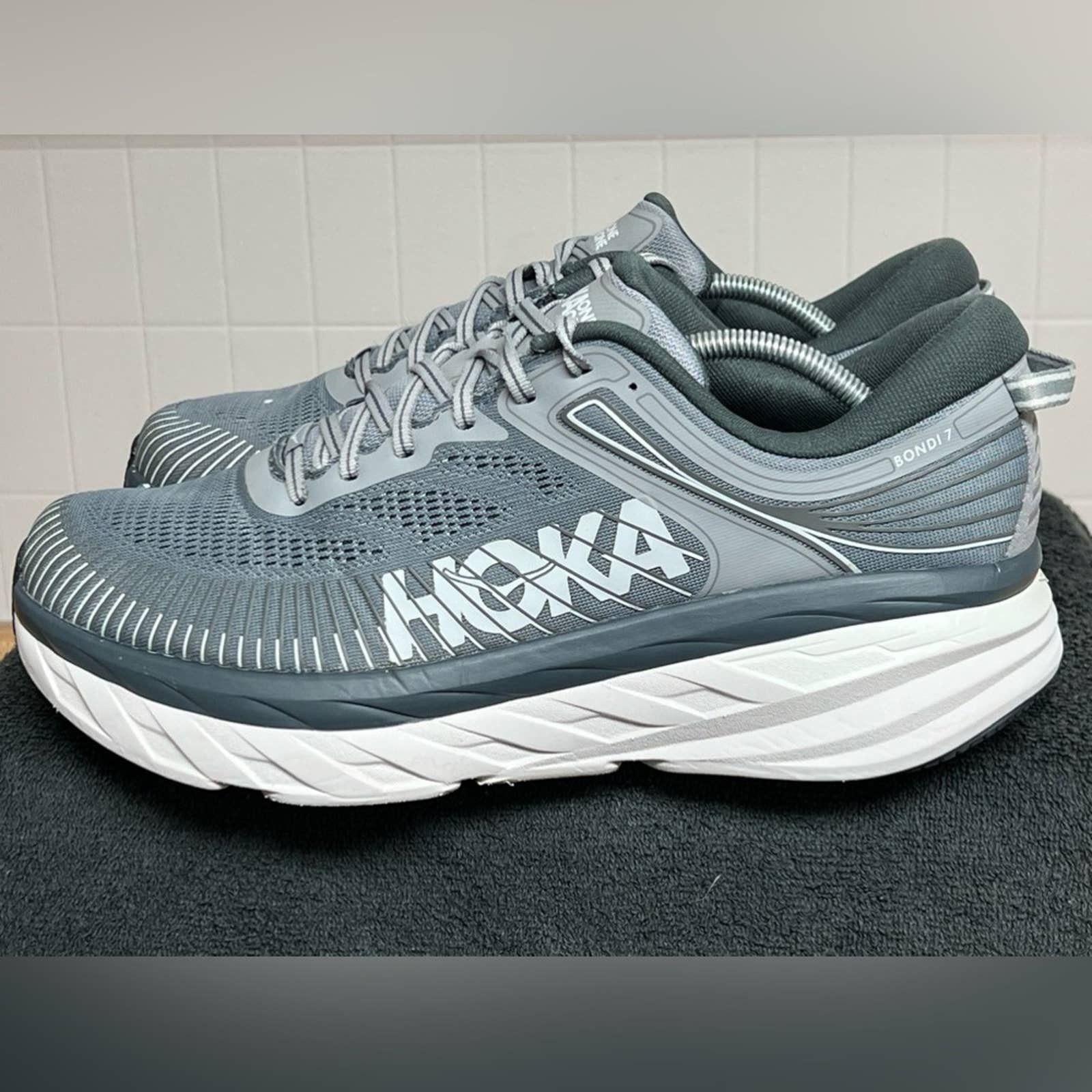 Hoka One One Hoka One One Bondi 7 WIDE Shoes Men's 12.5 2E Gray/White ...