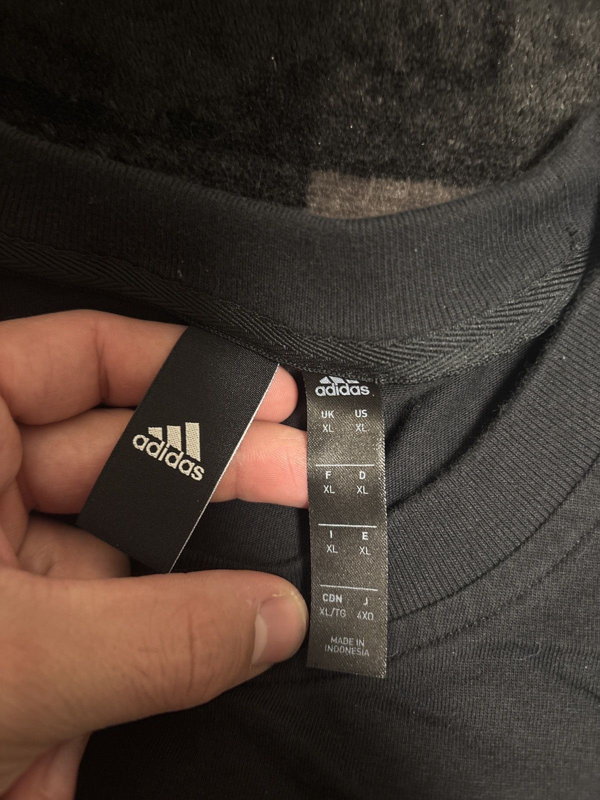 Adidas Adidas T-Shirt Size US XL / EU 56 / 4 - 5 Thumbnail