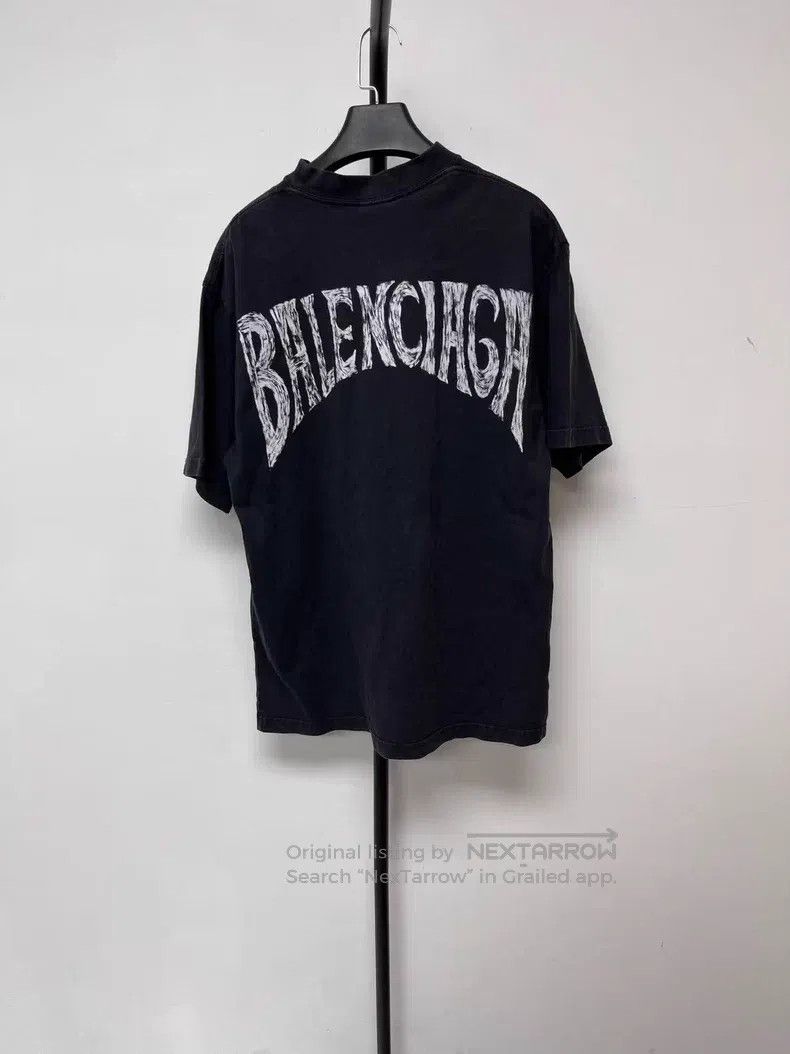 Balenciaga Balenciaga Letter Building Printed Crew Neck Short Sleeve Size US XXS / EU 40 - 2 Thumbnail