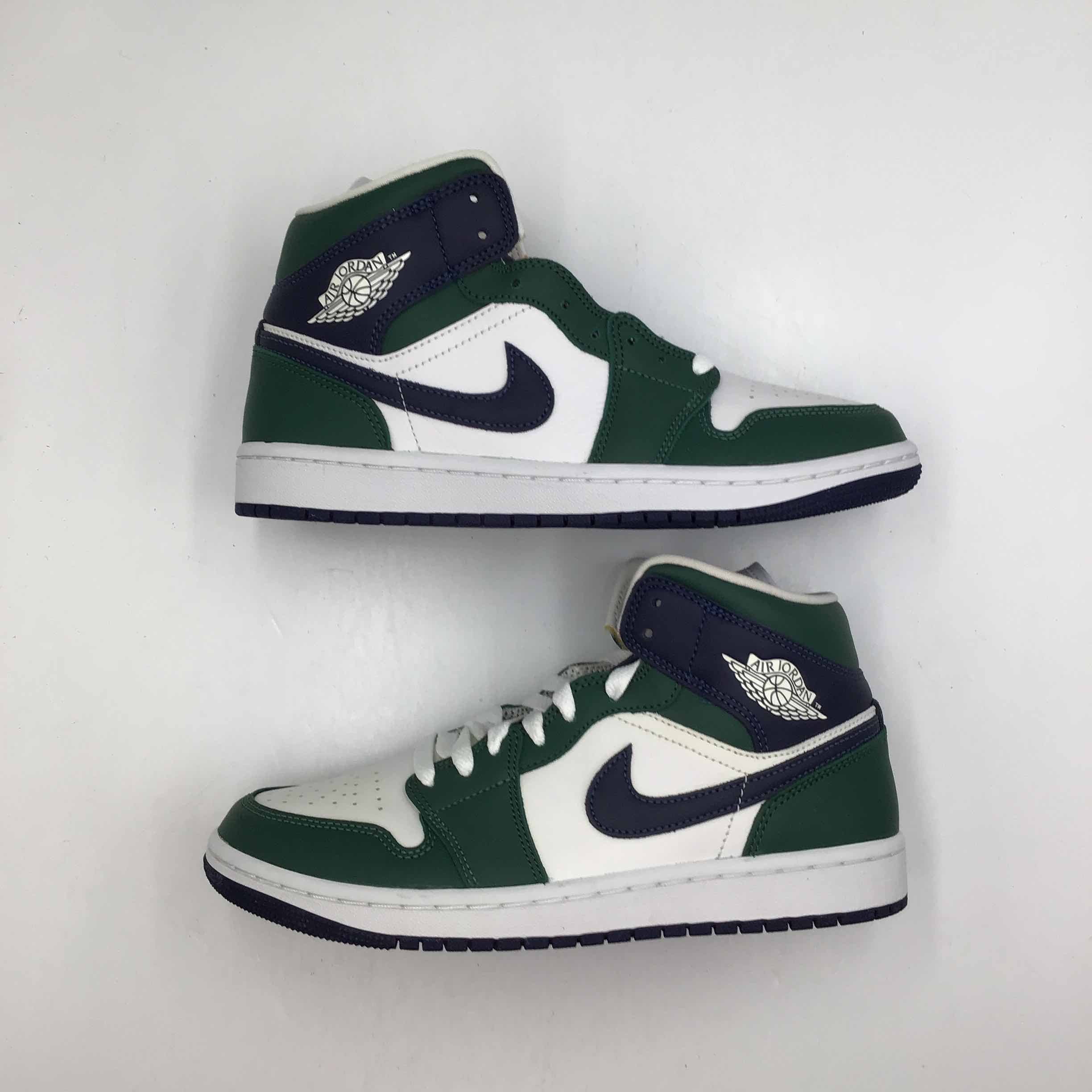 Wmns Air Jordan 1 Mid SE Noble Green