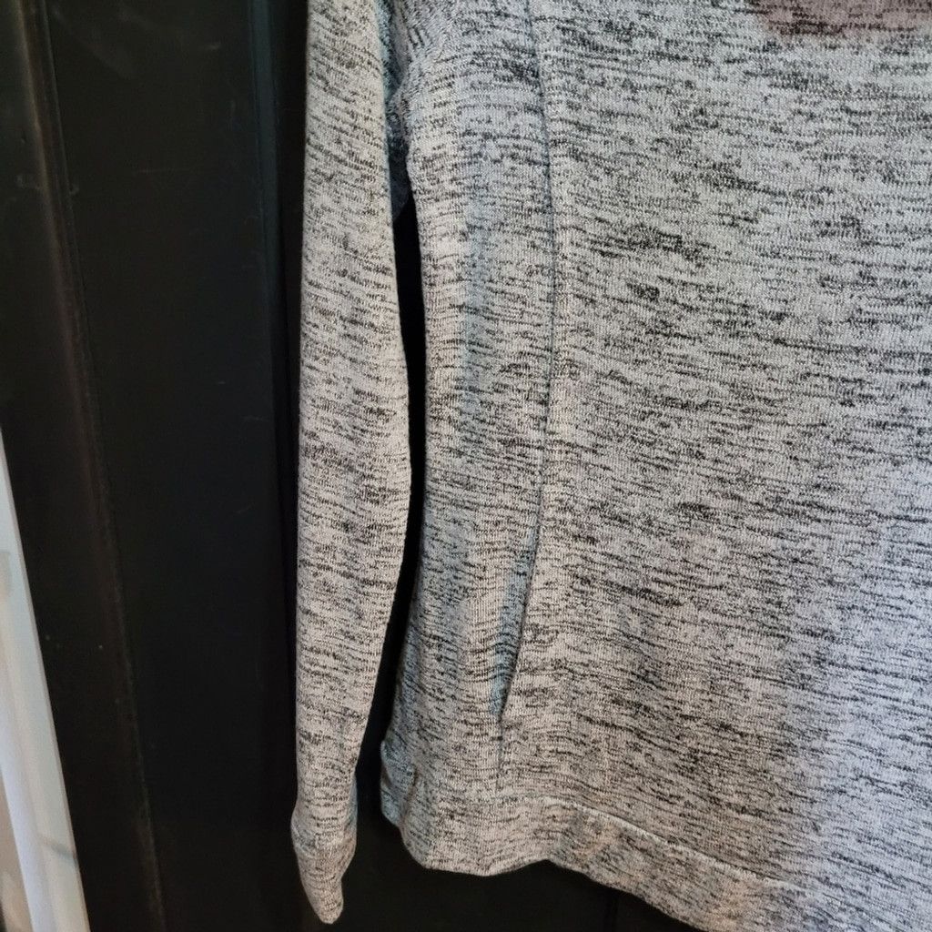 Nicole Miller Nicole Miller, cowlneck knit top, marled gray, nwot S Size S / US 4 / IT 40 - 4 Thumbnail