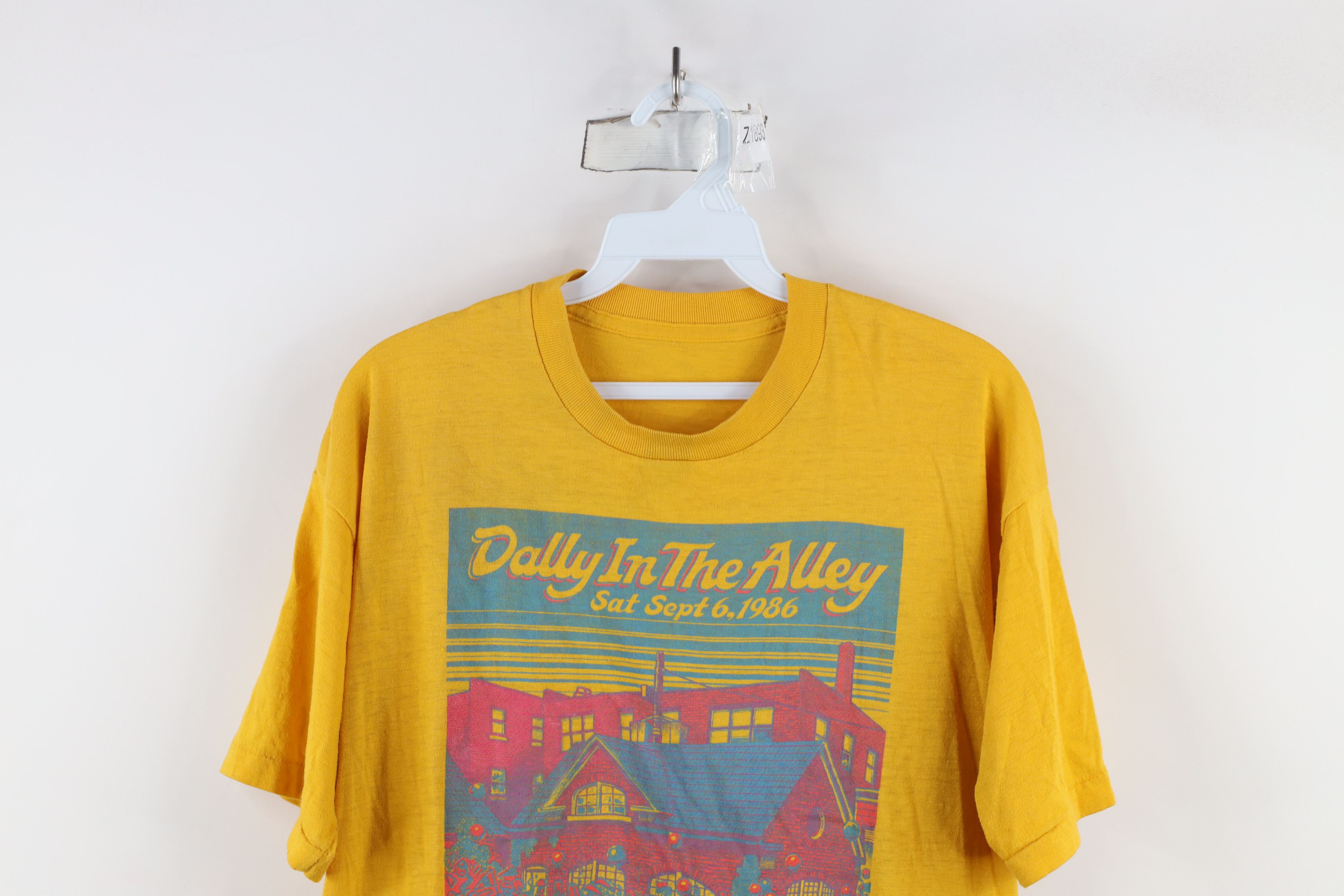 Vintage Vintage 80s Grimshaw Alley Detroit Short Sleeve T-Shirt USA Size US M / EU 48-50 / 2 - 2 Thumbnail