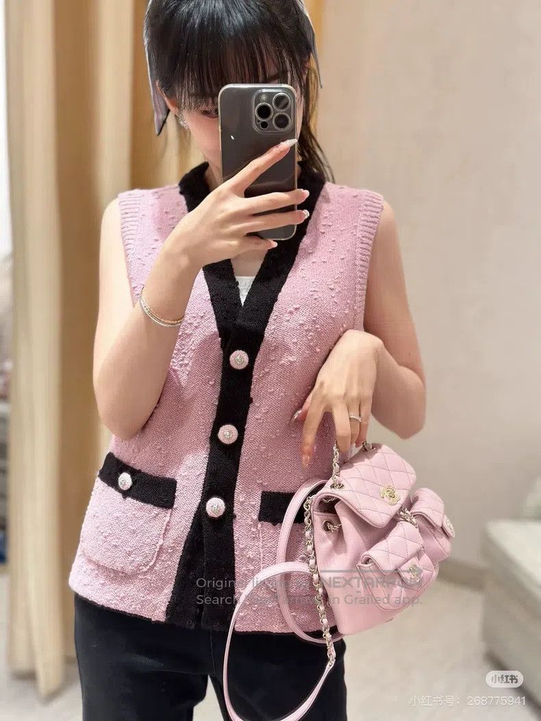 Chanel Chanel 24k pink knitted vest Size XXS / US 00 / IT 34 - 6 Thumbnail