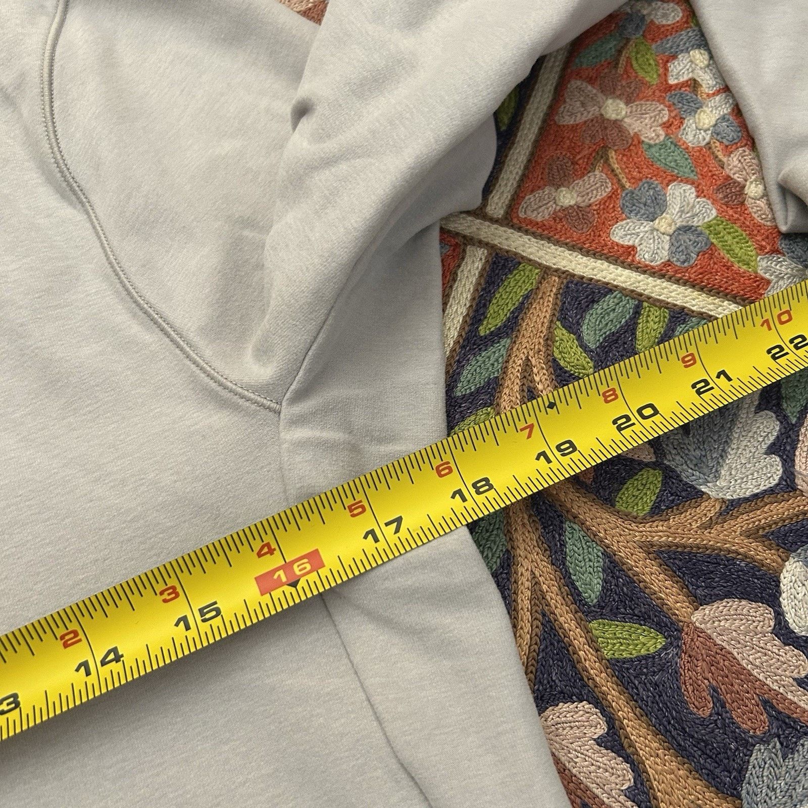 Lululemon Surge Warm Crew Athletic Performance Long Sleeve Tee Shirt Size US S / EU 44-46 / 1 - 6 Thumbnail
