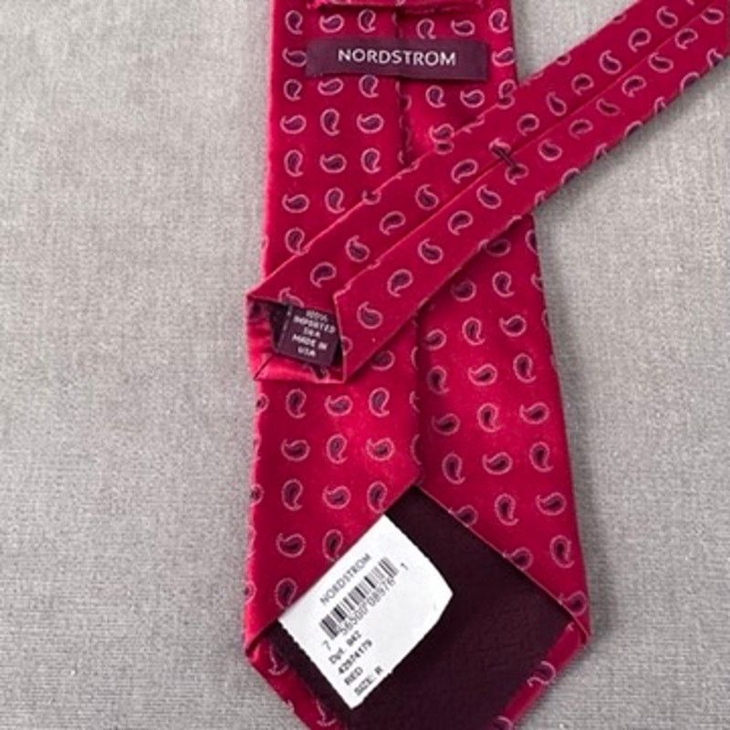 Nordstrom Nordstrom red pink small paisley silk tie NWT Size ONE SIZE - 2 Thumbnail