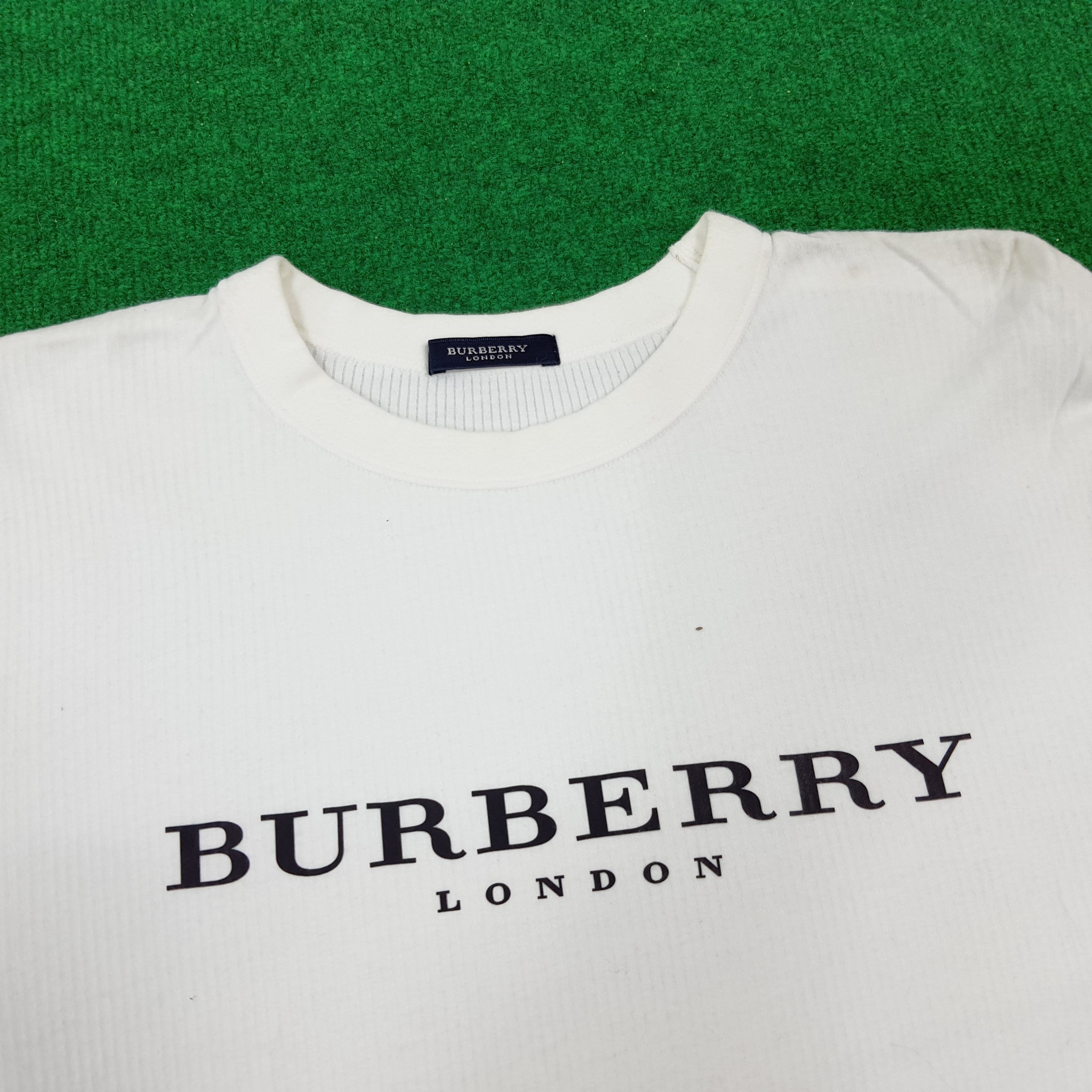 Burberry × Vintage Vintage Burberry London Corduroy Long Sleeve Tshirt Size US L / EU 52-54 / 3 - 2 Thumbnail