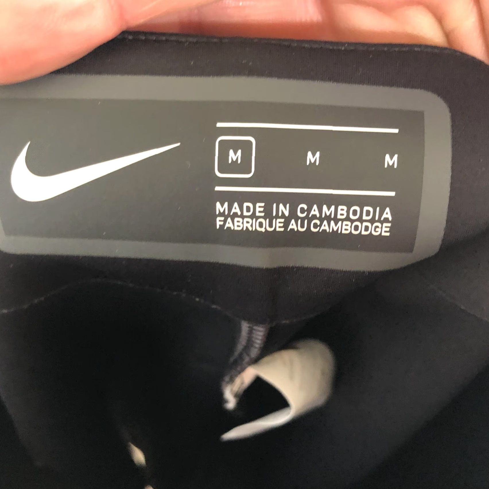 Nike Nike Pants Mens M Black Zipper Pocket Ankle Zip Stretch Athletic Running Track Pants Nike Swoosh on inner waistband Size US 31 - 3 Thumbnail