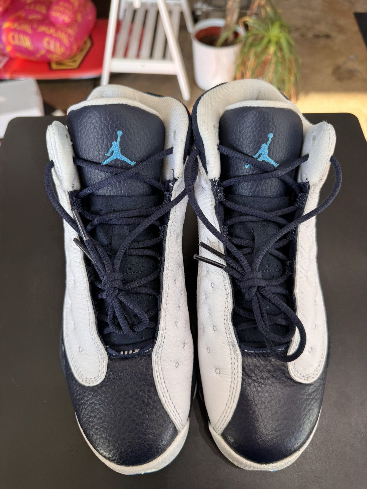 Jordan Brand Air Jordan 13 White Obsidian Powder Blue Size 7Y (2021) Size US 7 / EU 40 - 2 Thumbnail