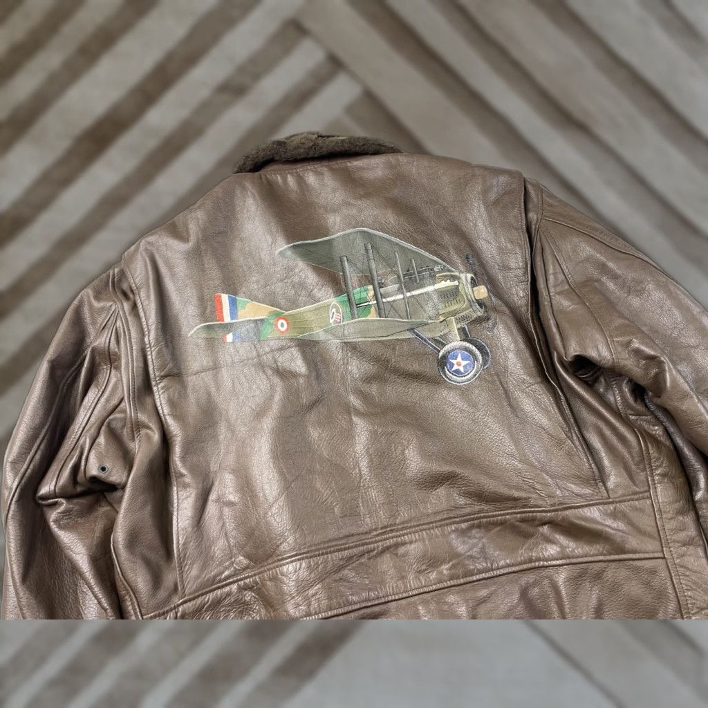 Vintage VINTAGE Londontown Leather Bomber Jacket Coat Brown Size 42 Regular Men 70s Classic Military Style Lined Size US XS / EU 42 / 0 - 1 Thumbnail
