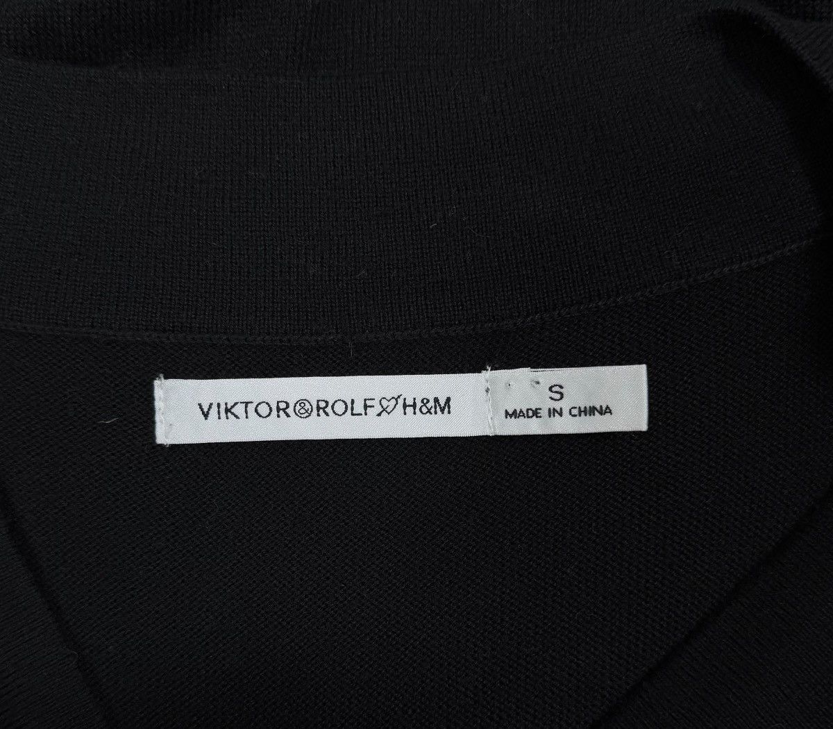 Viktor & Rolf Viktor & Rolf H&M Silk-Wool Blouse Short Sleeve size S Size S / US 4 / IT 40 - 9 Thumbnail