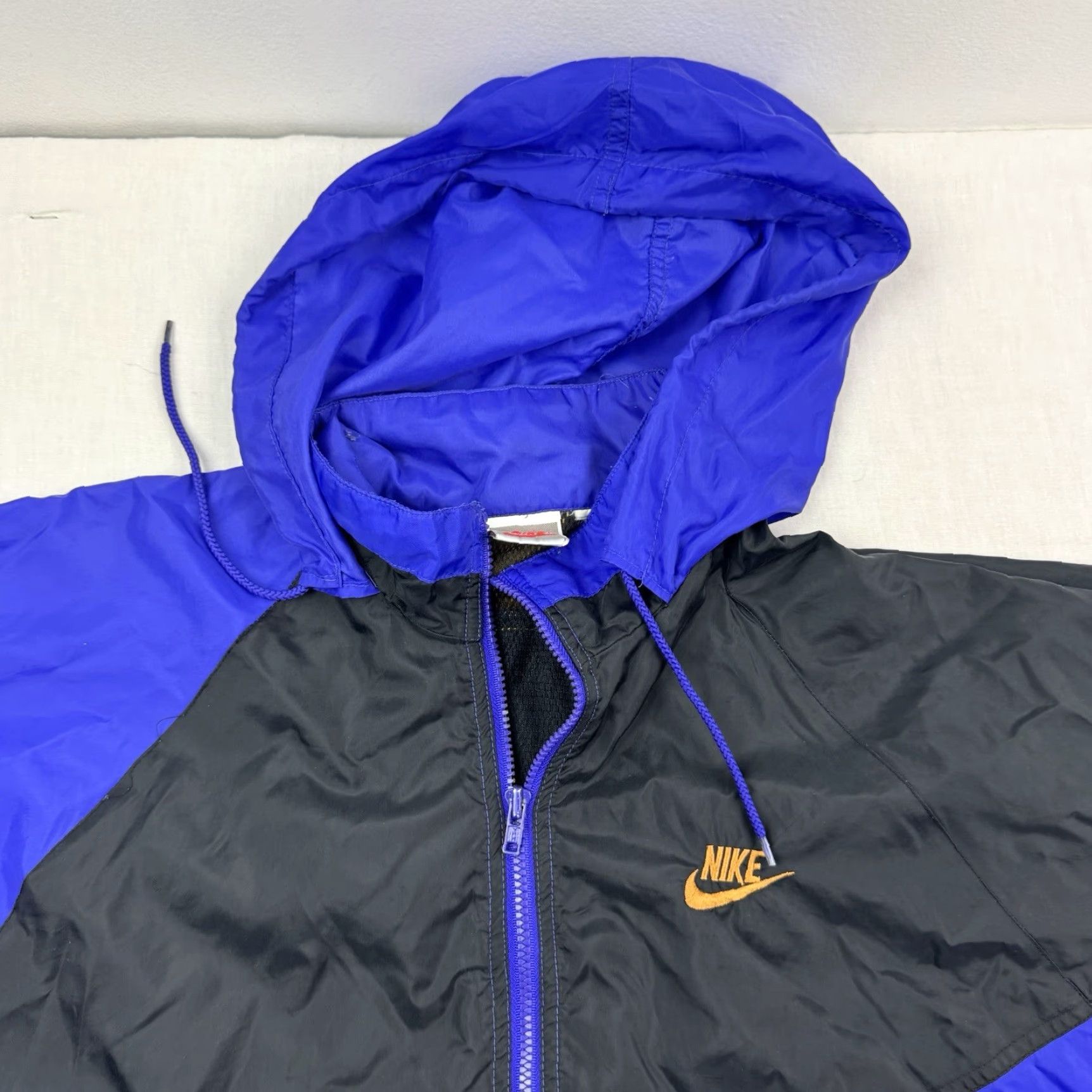 Nike VINTAGE Nike Windbreaker Jacket Adult Large Purple Lightweight 90s Mens Size US L / EU 52-54 / 3 - 2 Thumbnail
