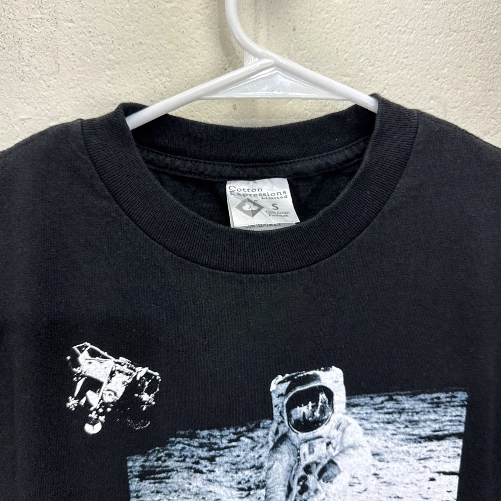 NASA VINTAGE Cotton Expressions T-Shirt Space 90s Adult Small Black Cotton Expressions 90s NASA One Small Step Graphic Print Mens Size US S / EU 44-46 / 1 - 4 Thumbnail