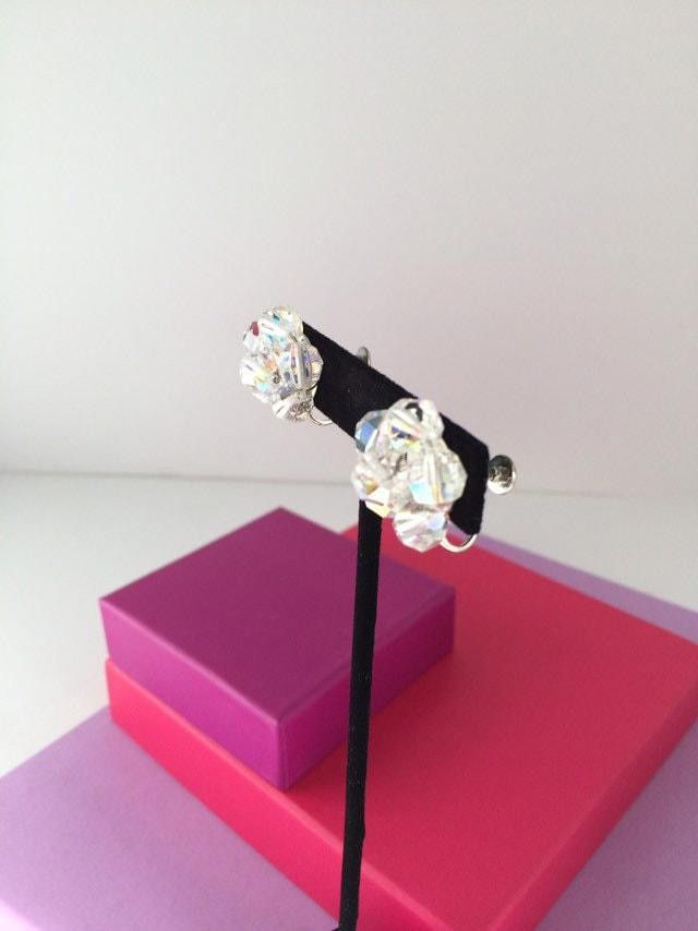 Designer Vintage Aurora Borealis Crystal Cluster Earrings- Unsigned Size ONE SIZE - 4 Thumbnail