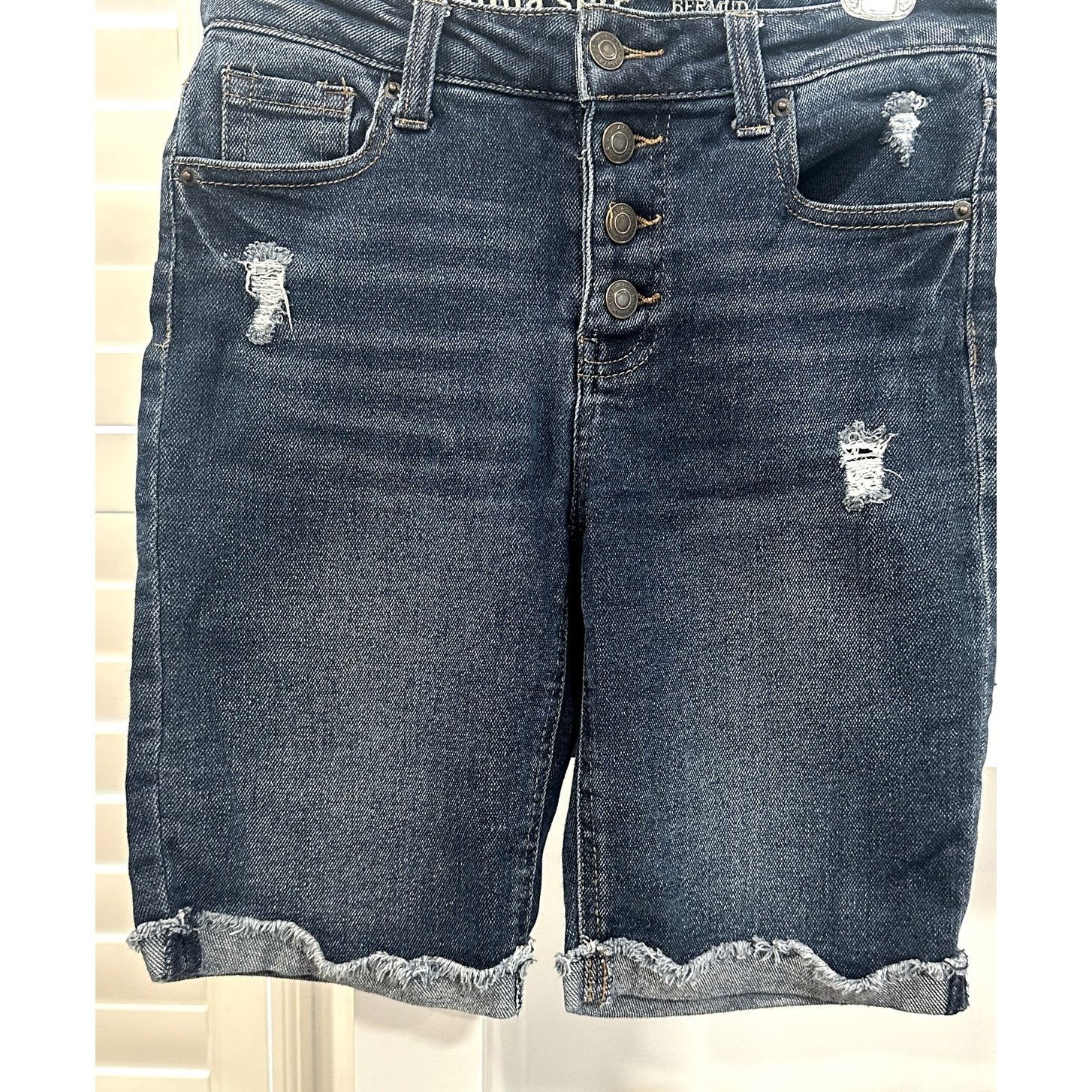 Other Vanilla Star Juniors Distressed Denim Burmuda Shorts 26/3 Size 26" / US 2 / IT 38 - 3 Thumbnail
