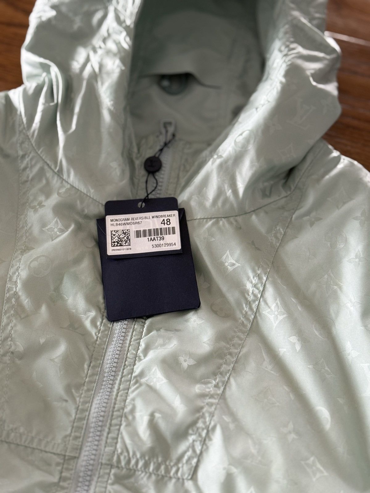 Louis Vuitton Louis Vuitton Mint Monogram Reversible Windbreaker Size US M / EU 48-50 / 2 - 2 Thumbnail