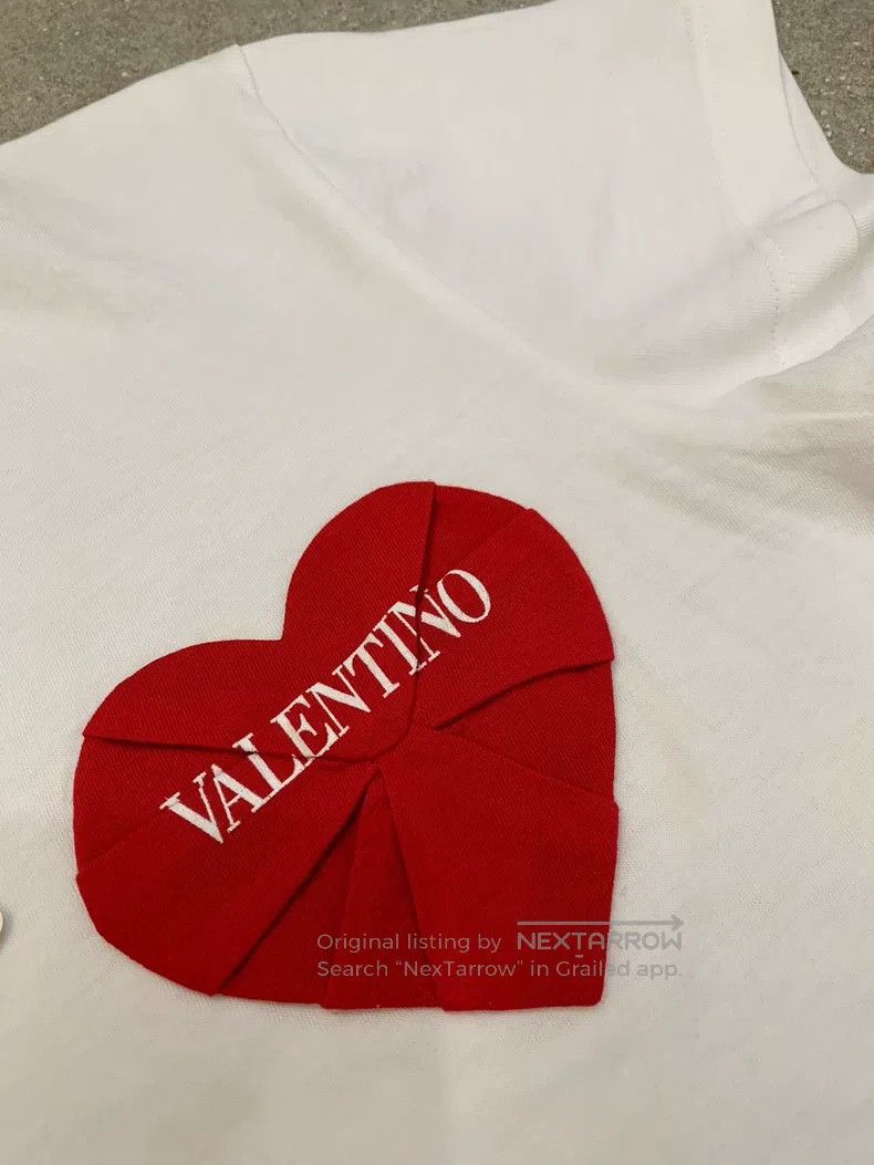 Valentino Valentino Valentine's Day limited edition white T-shirt Size S / US 4 / IT 40 - 4 Thumbnail