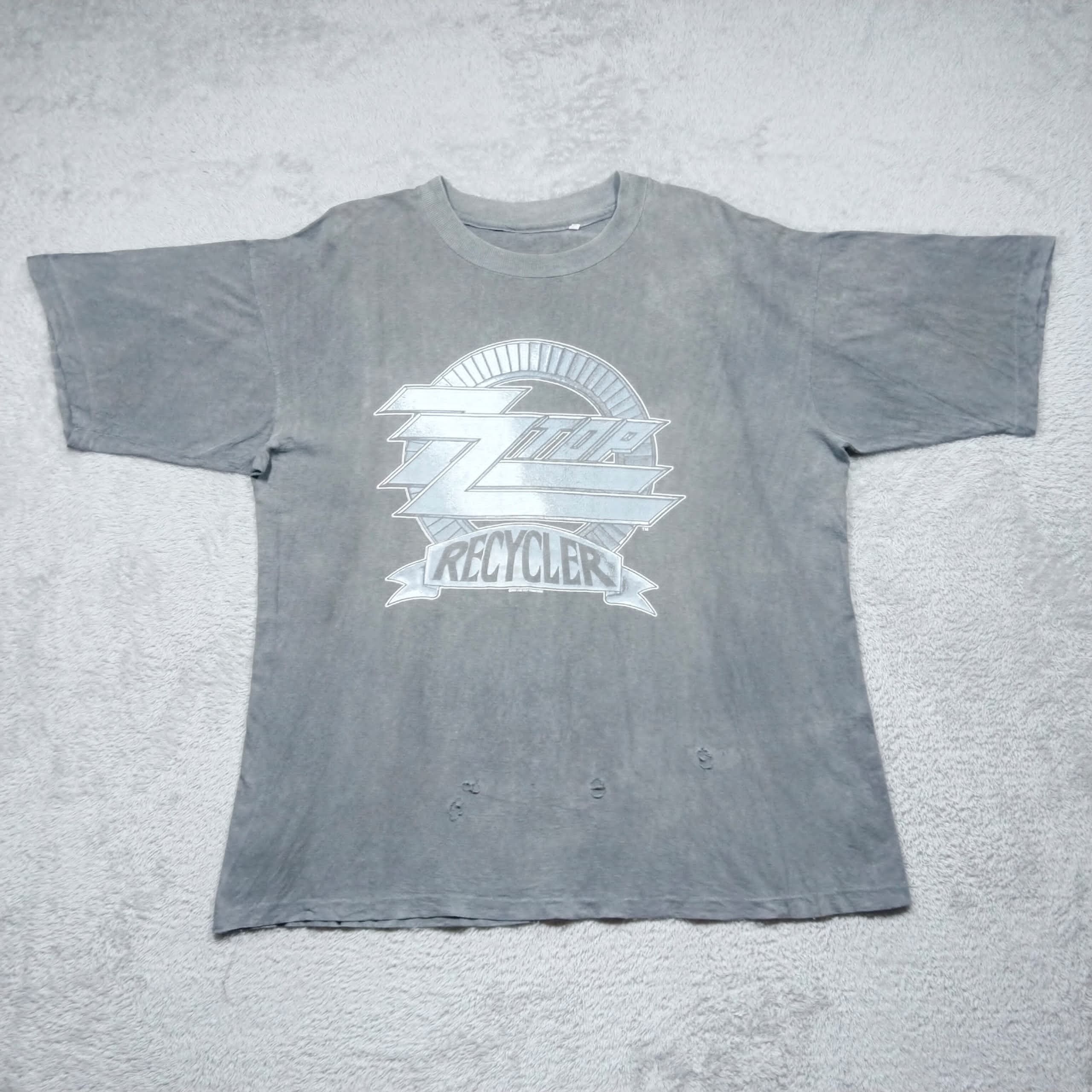 Band Tees × Vintage VINTAGE TRASHED ZZ TOP RECYCLER WORLD TOUR 1990 T SHIRT Size US XL / EU 56 / 4 - 1 Thumbnail