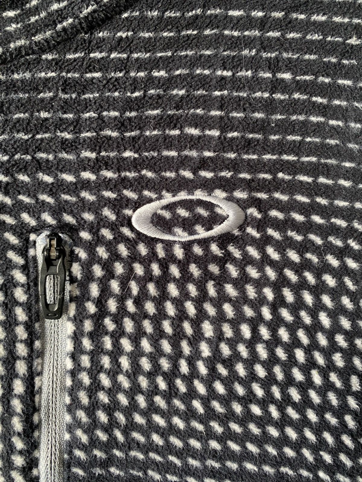 Oakley 2000s Oakley Performance Fit Turtleneck Design Fleece Size US M / EU 48-50 / 2 - 11 Thumbnail