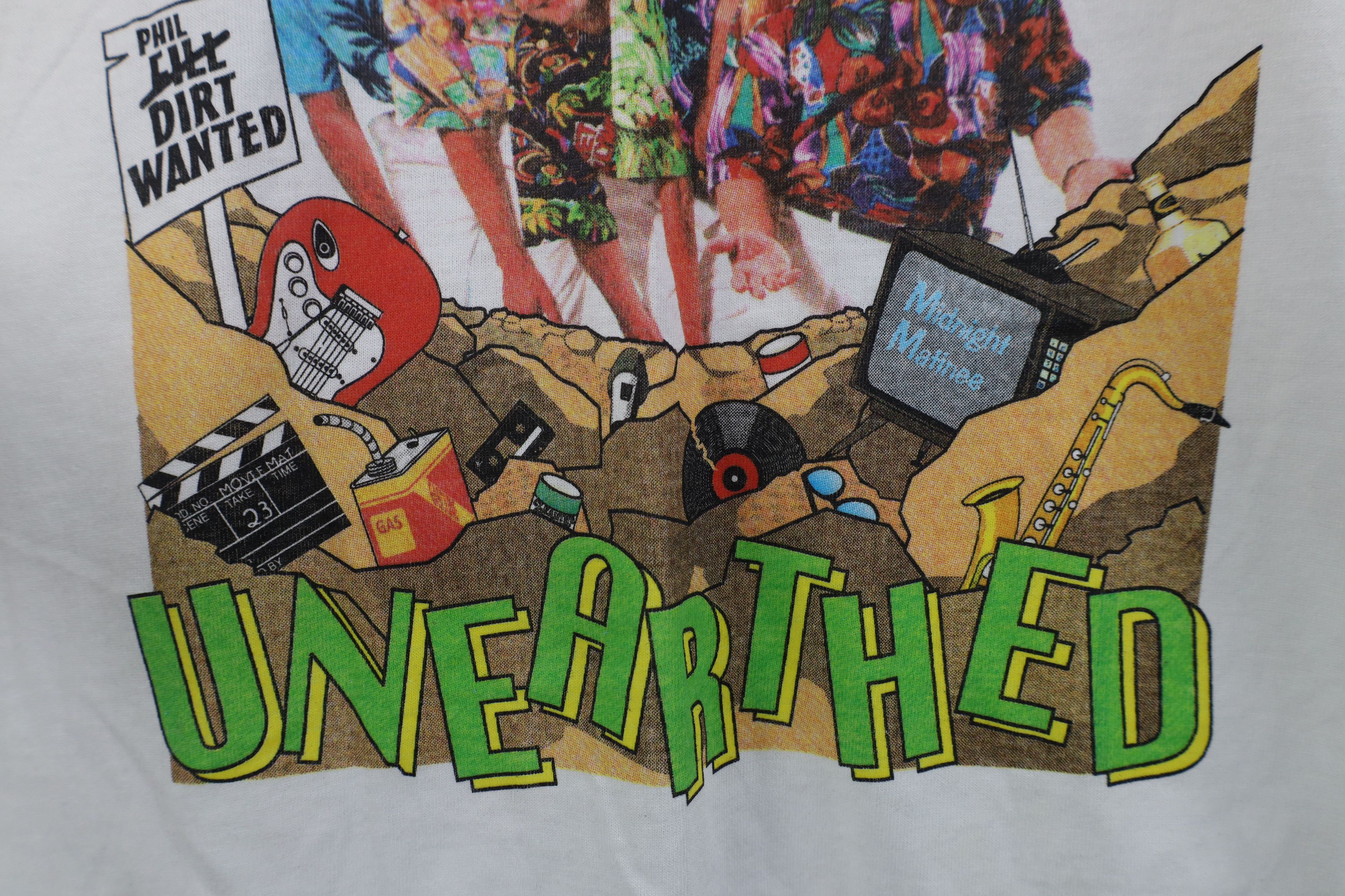 Vintage Vintage 90s Autographed Phil Dirt and the Unearthed T-Shirt Size US XXL / EU 58 / 5 - 6 Thumbnail