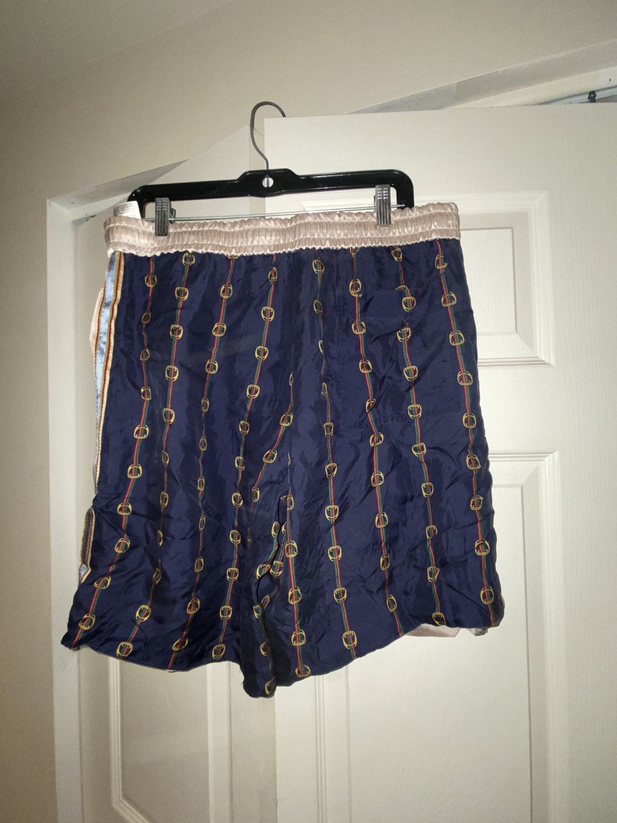 Gucci Silk Gucci shorts Size US 34 / EU 50 - 1 Thumbnail