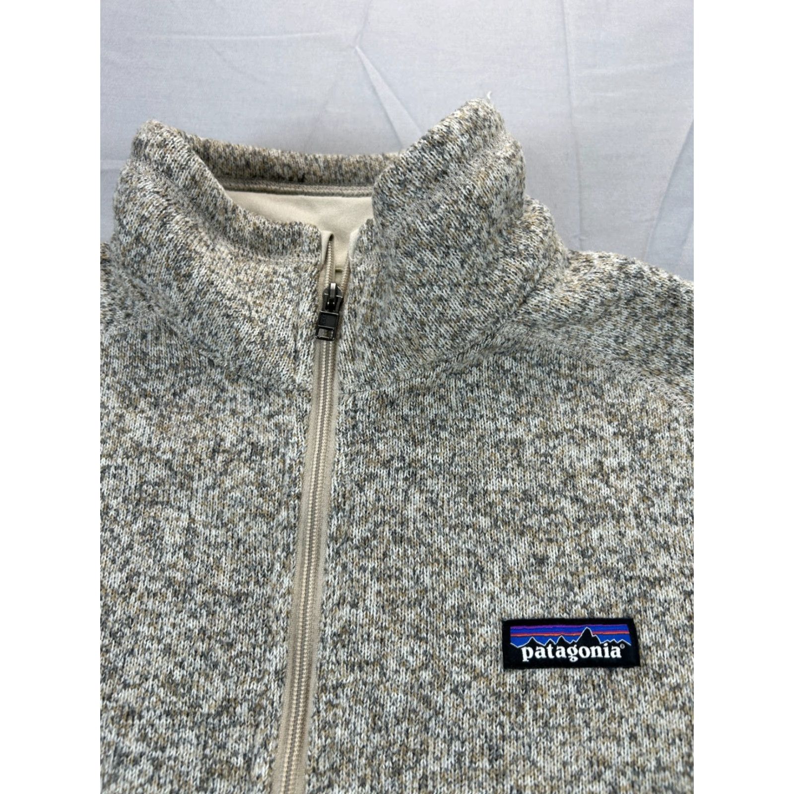 Patagonia Patagonia Fleece Pullover Women's L Gray Better Sweater Regular Raglan Sleeve Winter Casual Sweater Pullover Size L / US 10 / IT 46 - 2 Thumbnail
