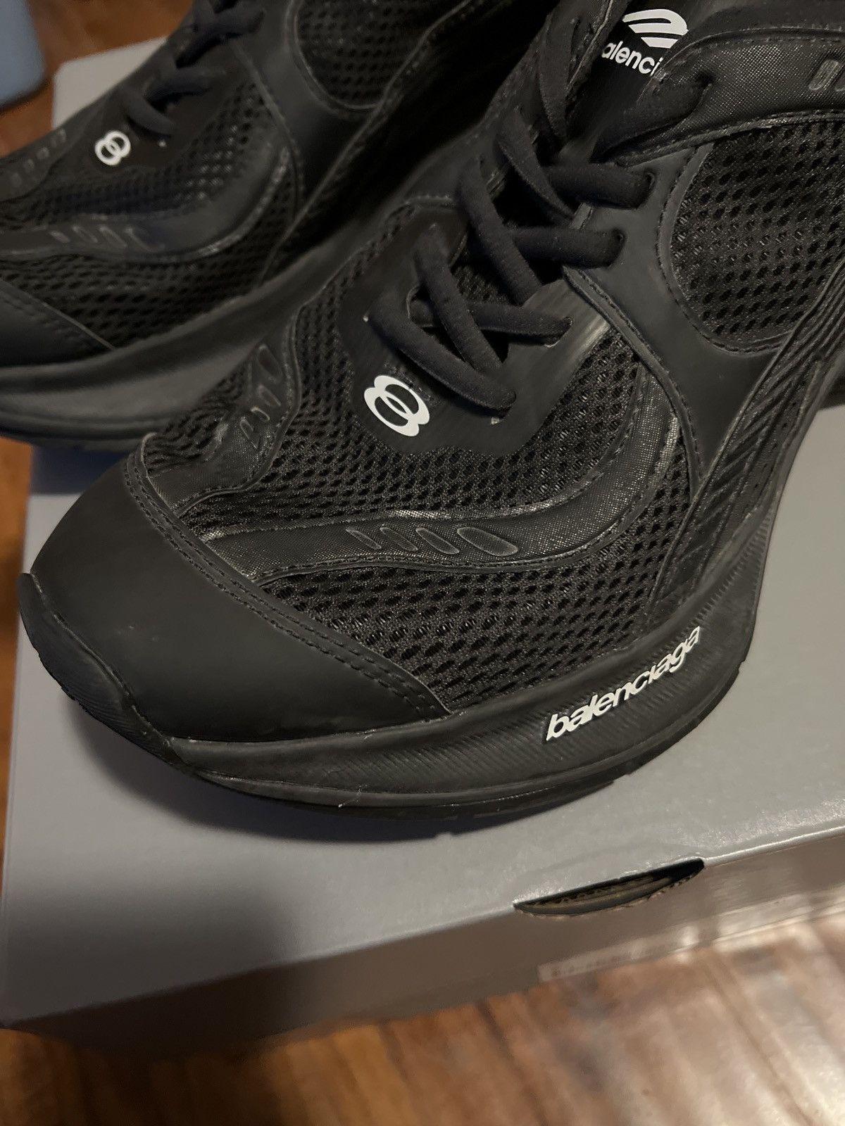 Balenciaga Balenciaga Circuit Sneakers Size US 9 / EU 42 - 13 Thumbnail