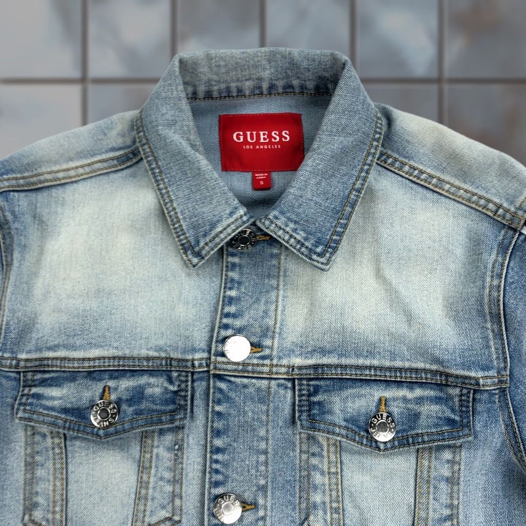 Guess VINTAGE GUESS Blue Denim Jacket Mens S Stretch Jeans Style Biker USA Classic 80s/90s? Size US 29 - 1 Thumbnail