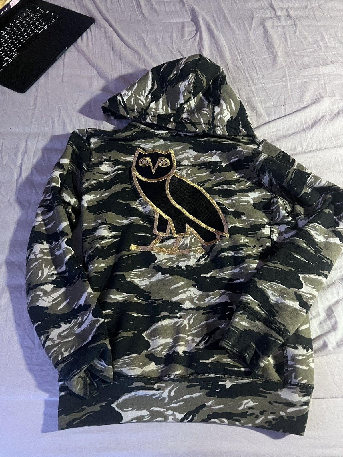 image of Octobers Very Own Ovo Classic Owl Hoodie Camo Size S Preowned, Men's