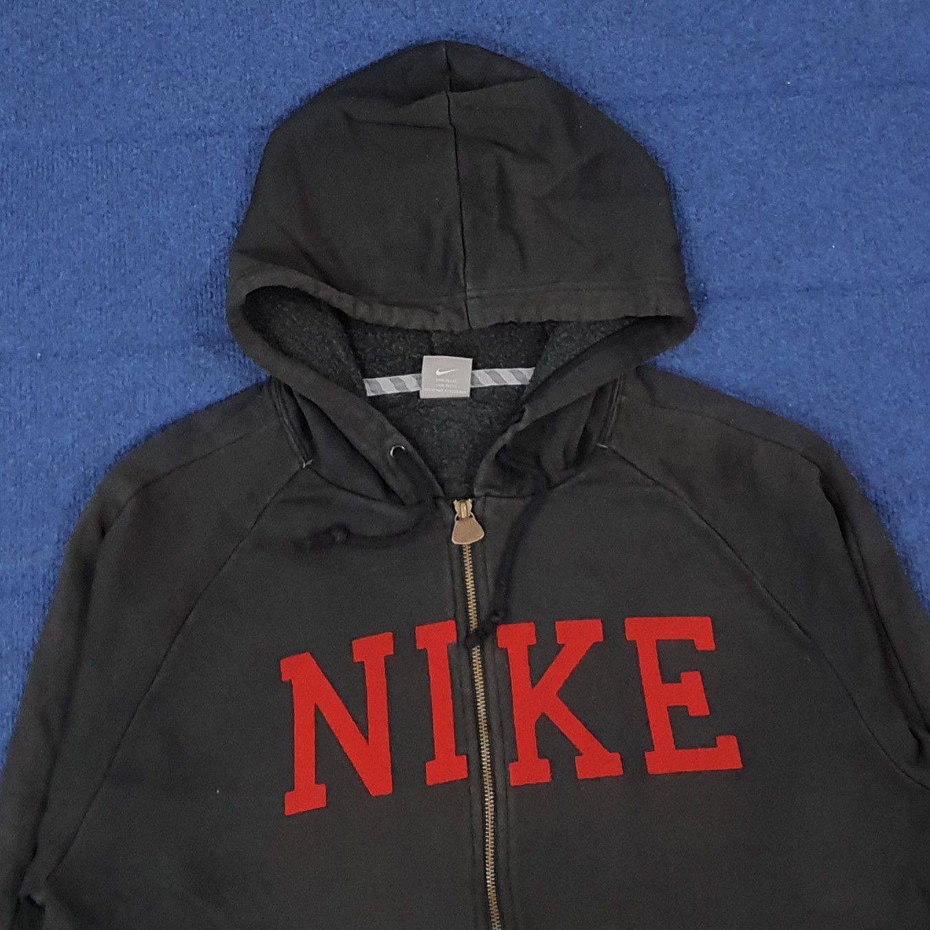 Nike Vintage Nike Spell Out Full Zip Hoodie C273N13 Size US L / EU 52-54 / 3 - 2 Thumbnail
