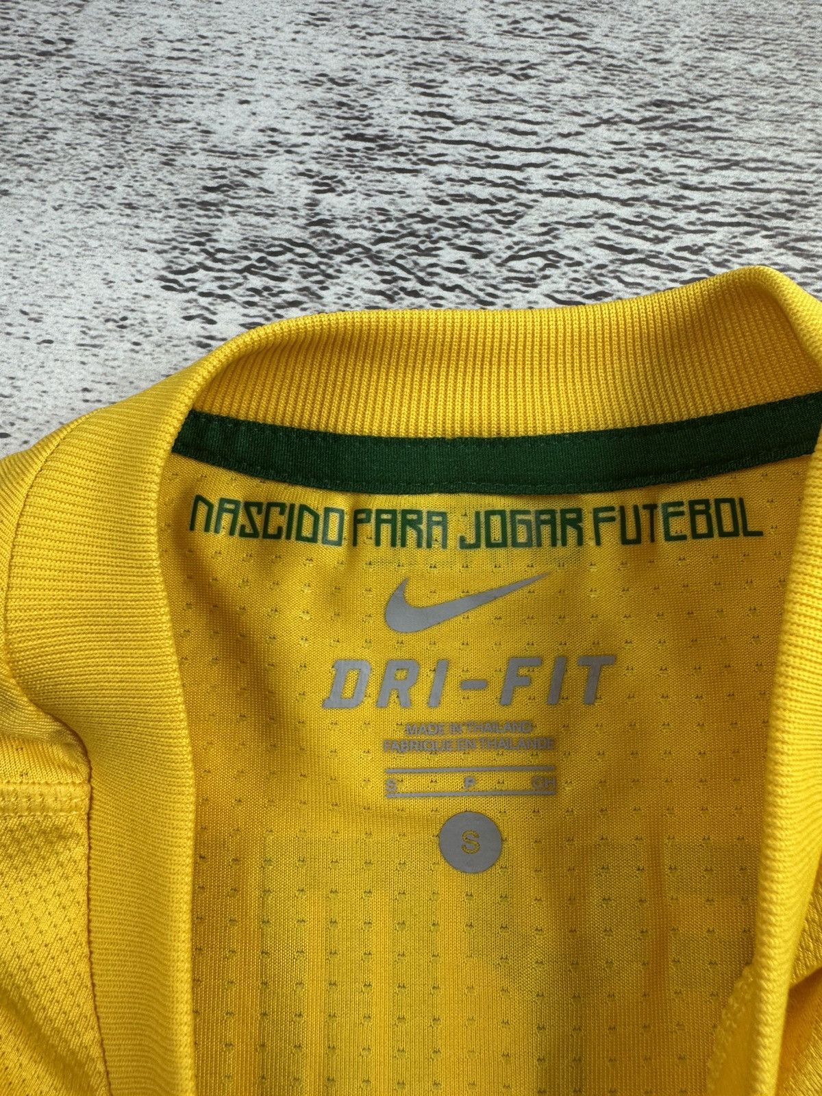 Nike Brasil 2011 2012 Brazil Neymar JR. National Soccer Football T Shirt Jersey Tee Size US S / EU 44-46 / 1 - 12 Thumbnail