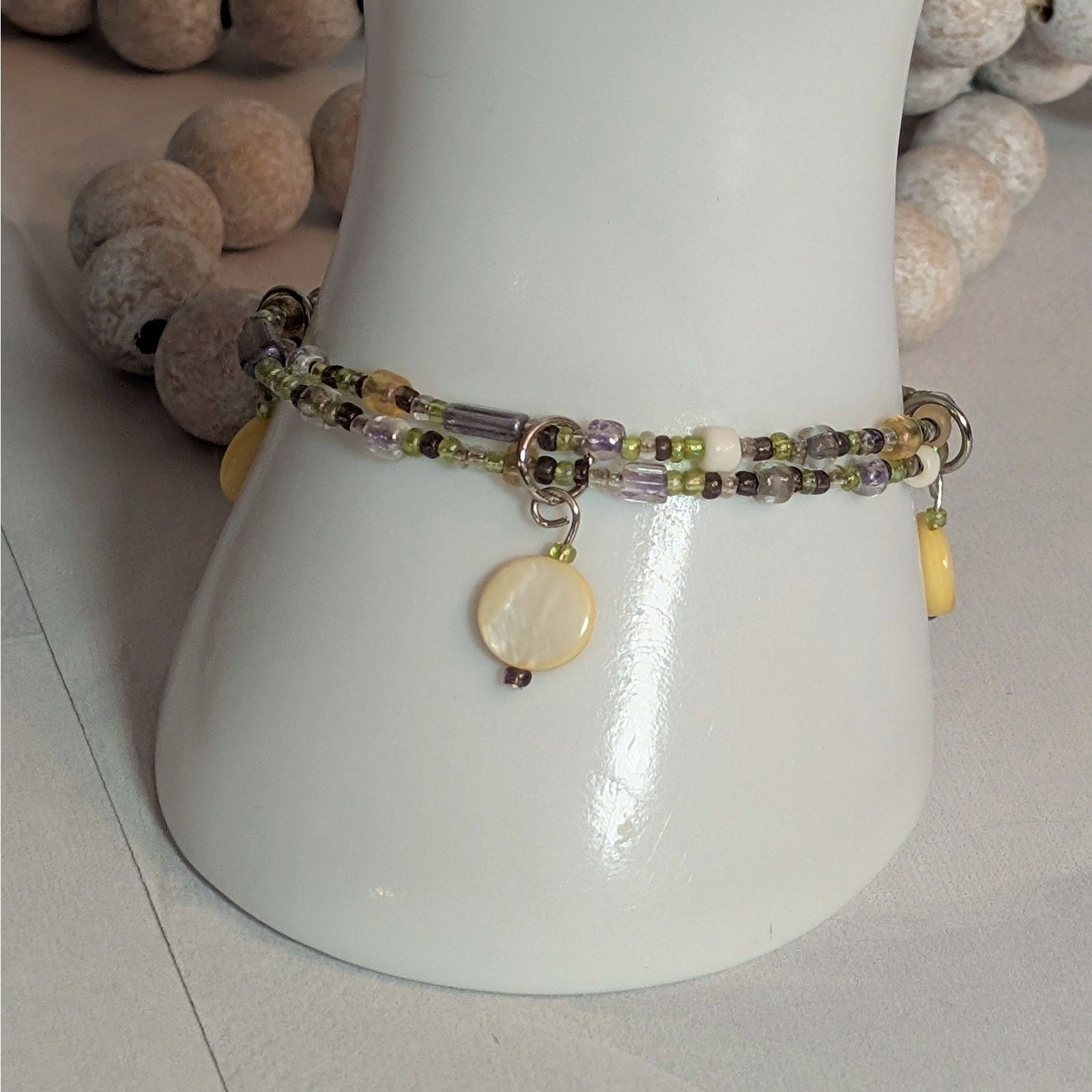 Vintage VTG 1980s 20" Layered Beaded MOP Disc Pendant Necklace Set Size ONE SIZE - 6 Thumbnail