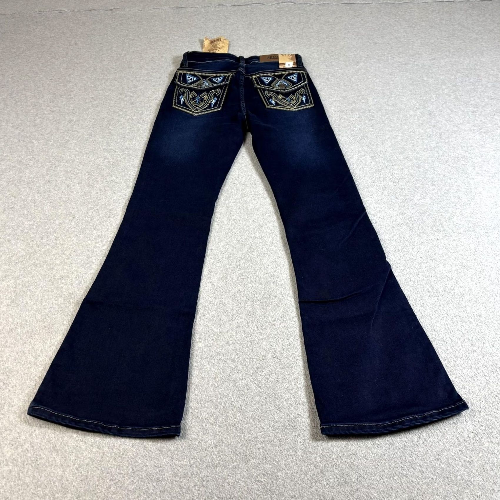 Ariat Ariat Jeans 5 Dark Wash M2 Mid Rise Bootcut Embroidered Back Juniors Size 27" / US 4 / IT 40 - 2 Thumbnail