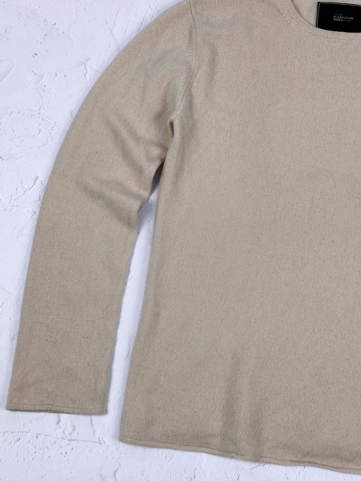 Japanese Brand × Vintage Vintage Made in Japan Cashmere Beige Sweater Size US M / EU 48-50 / 2 - 3 Thumbnail