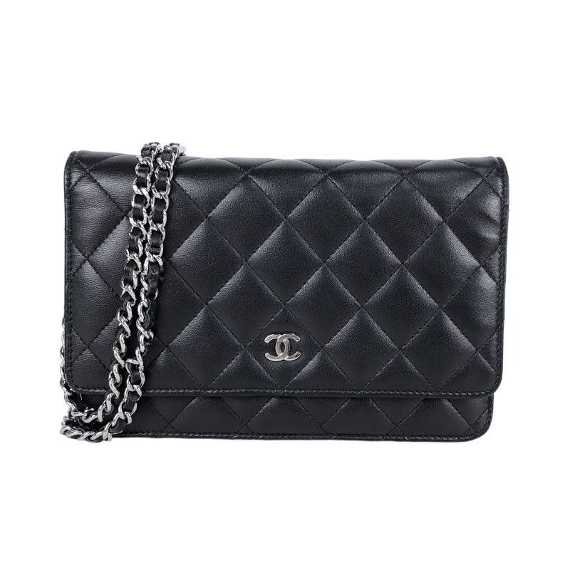 Wallet shoulder bag／silver Chanel Classic Chain Wallet Shoulder Bag Black Silver