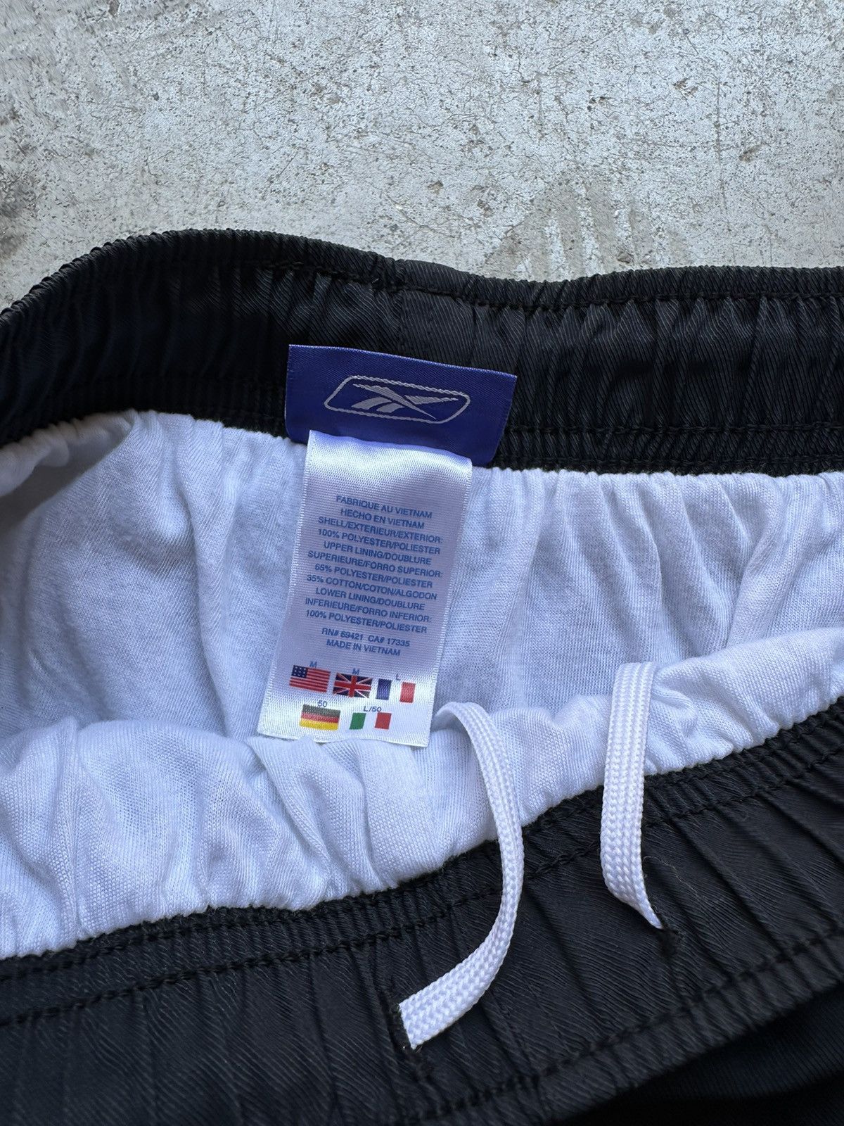Reebok Vintage Y2K Black Reebok trackpants Size US 28 / EU 44 - 4 Thumbnail