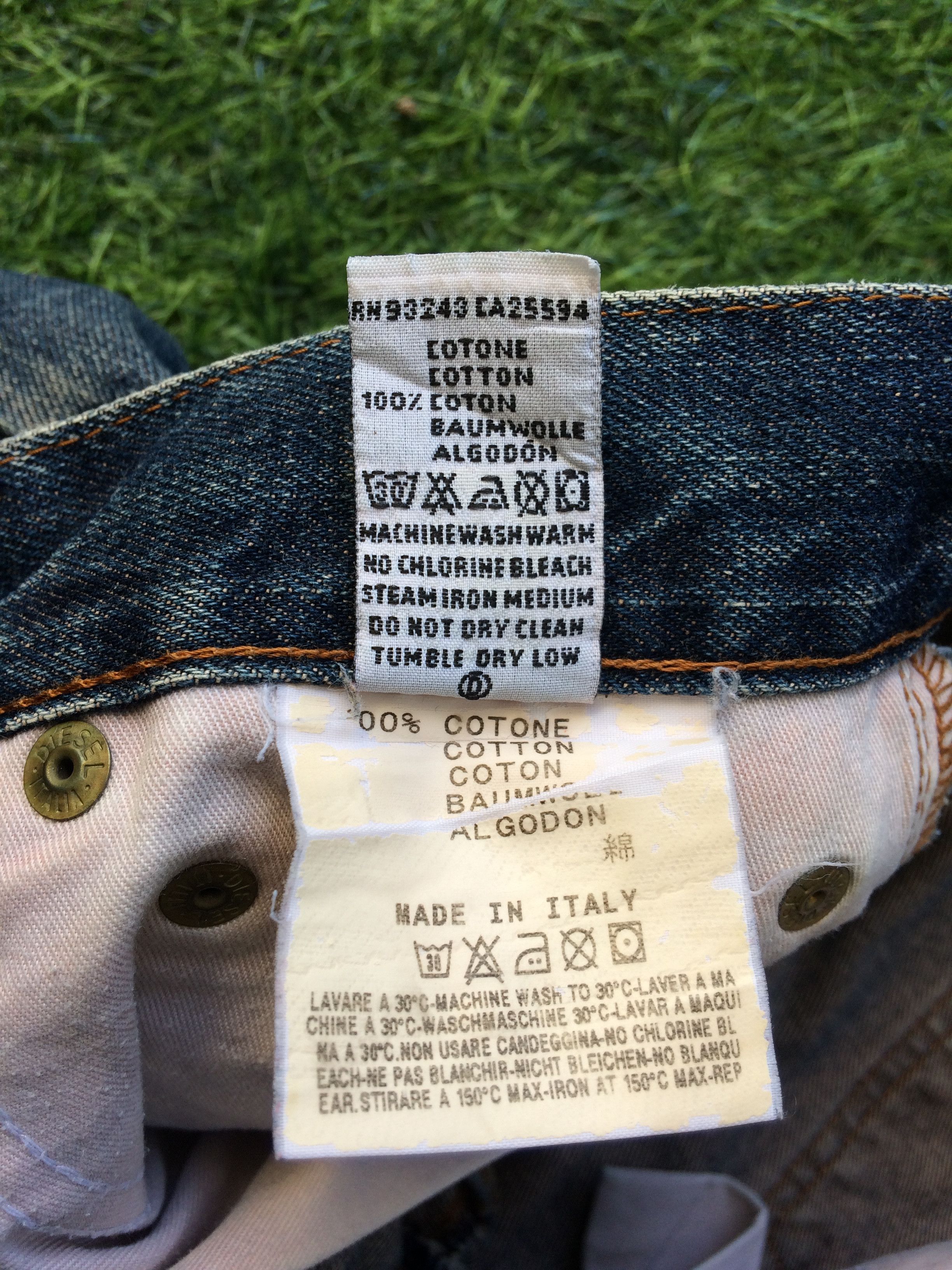 Diesel × Japanese Brand Diesel Bootcut Flare Jean #D-649 Size 26" / US 2 / IT 38 - 11 Thumbnail