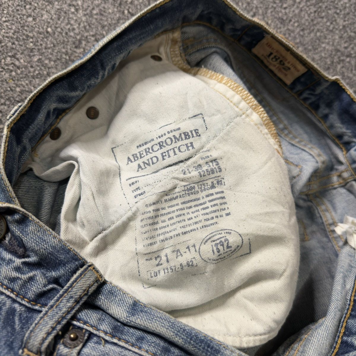 Abercrombie & Fitch 90s Flared Sick AF Boot Denim Size US 32 / EU 48 - 15 Thumbnail