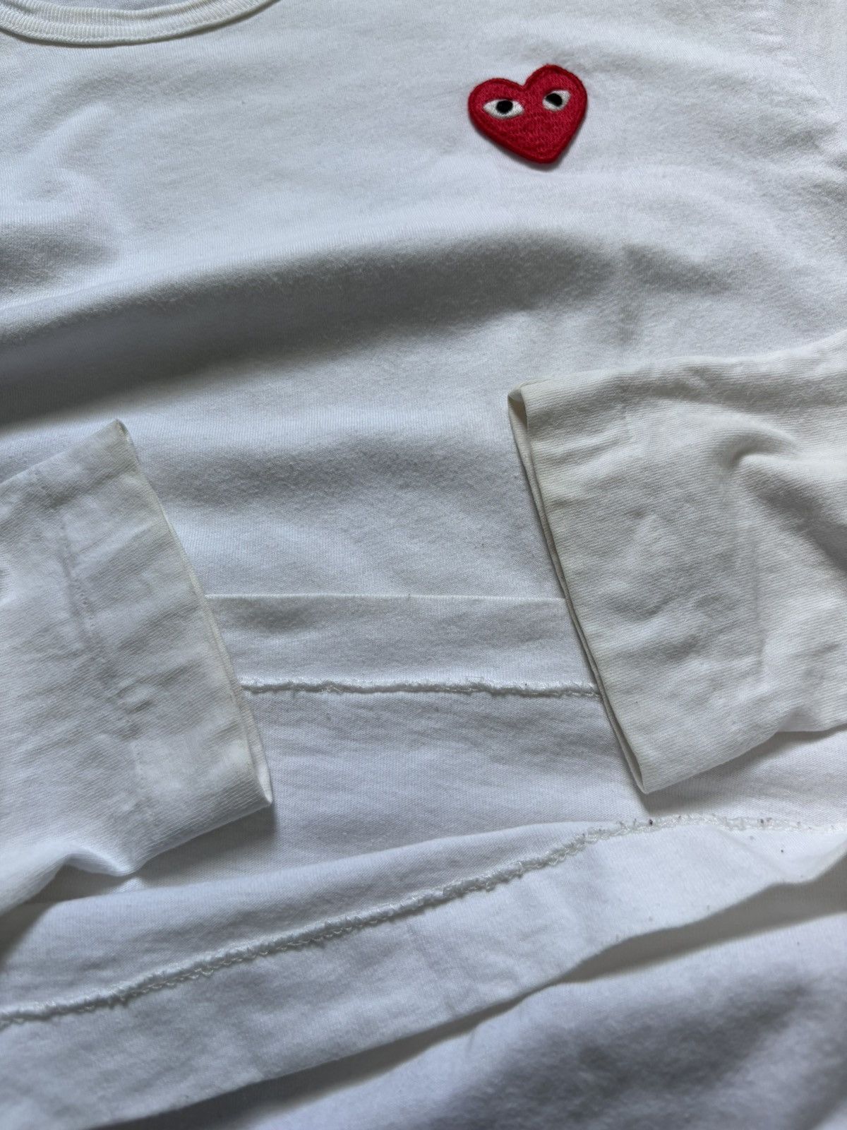 CDG by Comme des Garcons Comme Des Garçons Play heart patch long-sleeved T-shirt Size US S / EU 44-46 / 1 - 2 Thumbnail