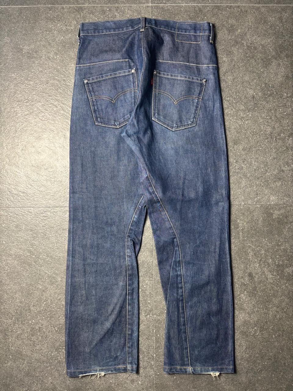 Levi's 2000s Levi's Engineered Twisted Jeans Size US 30 / EU 46 - 7 Thumbnail