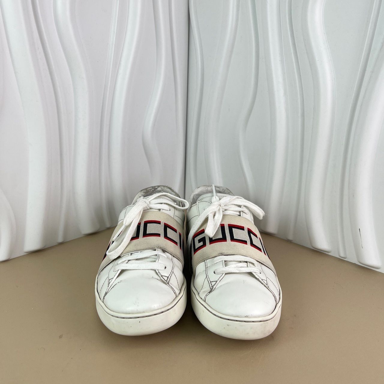 Gucci Gucci Womens White & Red Logo Webbing Low-Top Sneakers Size Size US 6.5 / IT 36.5 - 8 Thumbnail