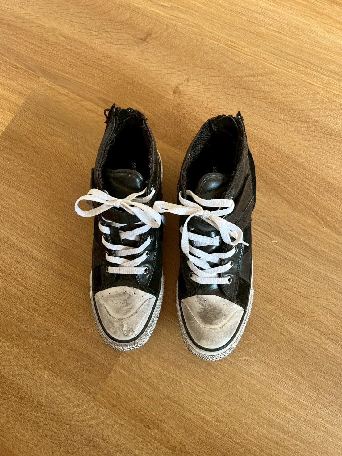 semanticdesign Semantic design Leather Low-Top Sneakers Zipper Distressed Size US 9.5 / EU 42-43 - 5 Thumbnail