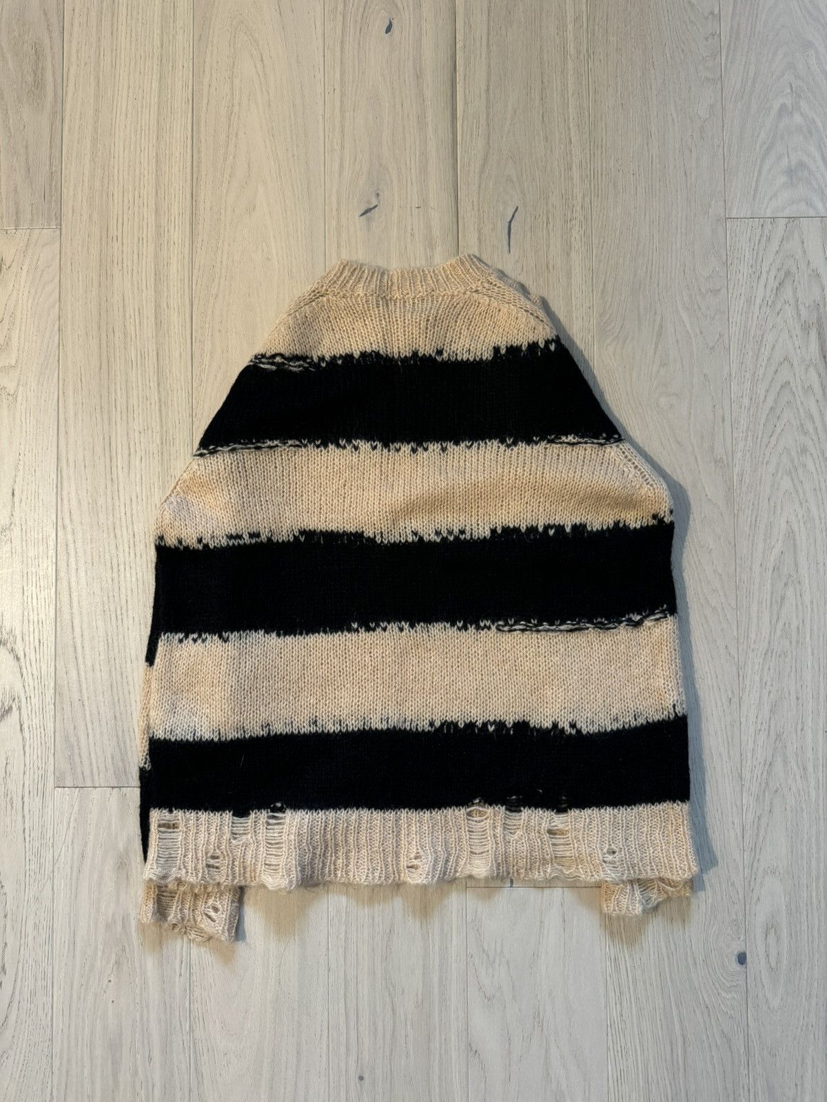 Acne Studios Acne Studios Mohair Distressed Stripped Sweater Size US XXS / EU 40 - 3 Thumbnail