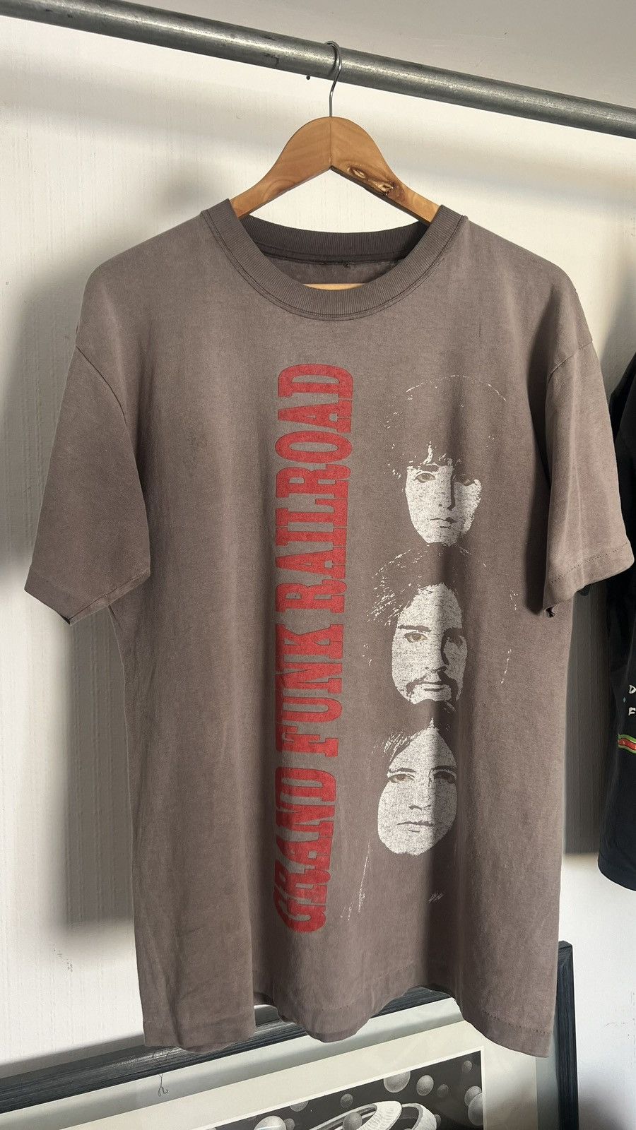 Band Tees Vintage 90s Grand Funk Railroad Crazy Sun Faded Shirt Size US L / EU 52-54 / 3 - 1 Thumbnail
