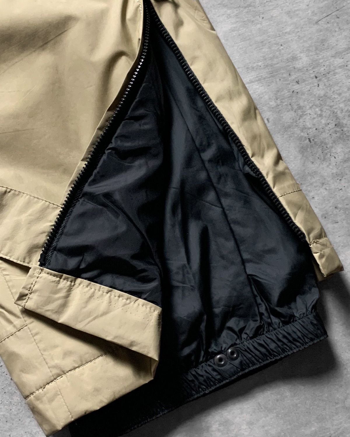 Prada Prada Nylon Ski Pants - 42 Size US 26 / EU 42 - 12 Thumbnail