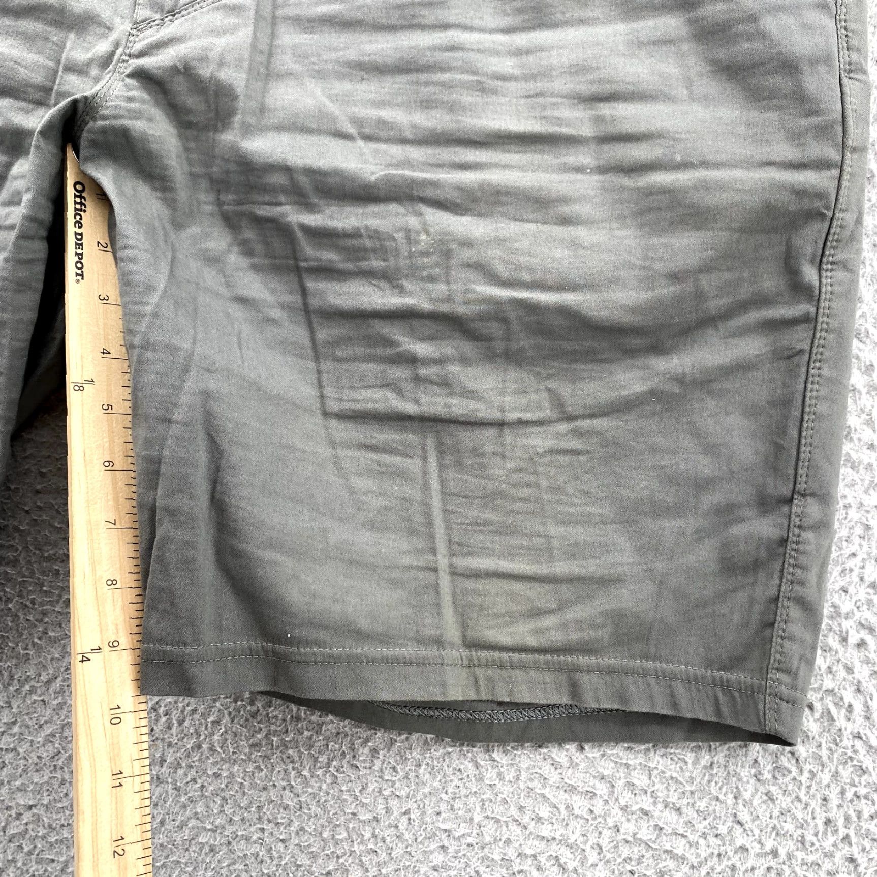 Vintage Kuhl Men's Hiking Shorts 38 Green Khaki Cargo Pocket Lightweight 90s Outdoor Camping Travel Mens Size US 38 / EU 54 - 6 Thumbnail