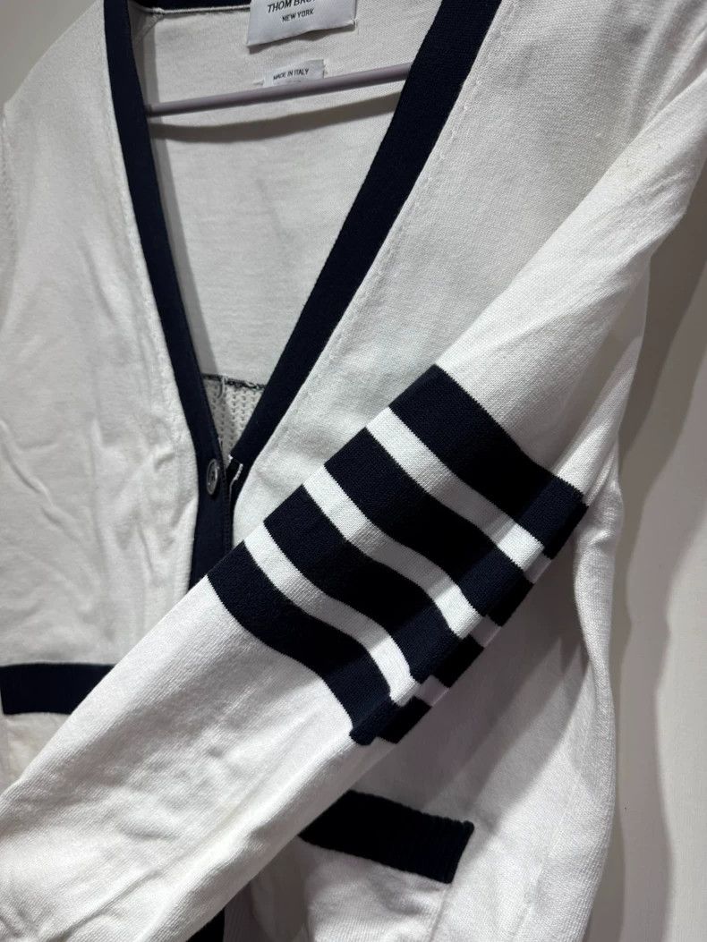 Thom Browne Thom Browne White puppy sweater Size XS / US 0-2 / IT 36-38 - 5 Thumbnail