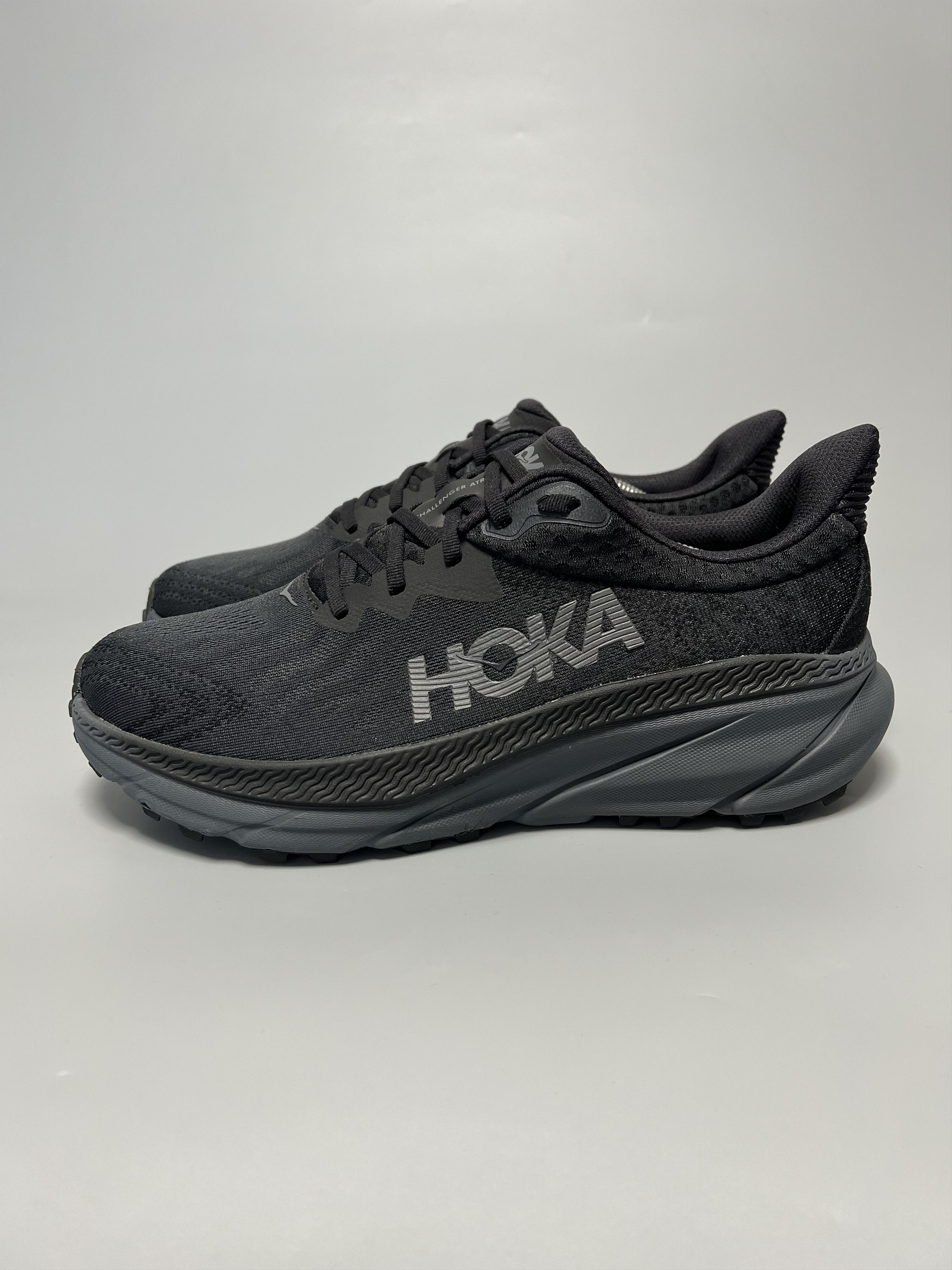 Hoka 10.5EE Hoka One One Challenger ATR 7 Wide Running Shoes Size US 10.5 / EU 43-44 - 2 Thumbnail